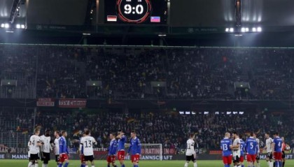 爱游戏-“5前锋”德国队9球送别勒夫，3名主场球员联袂登场